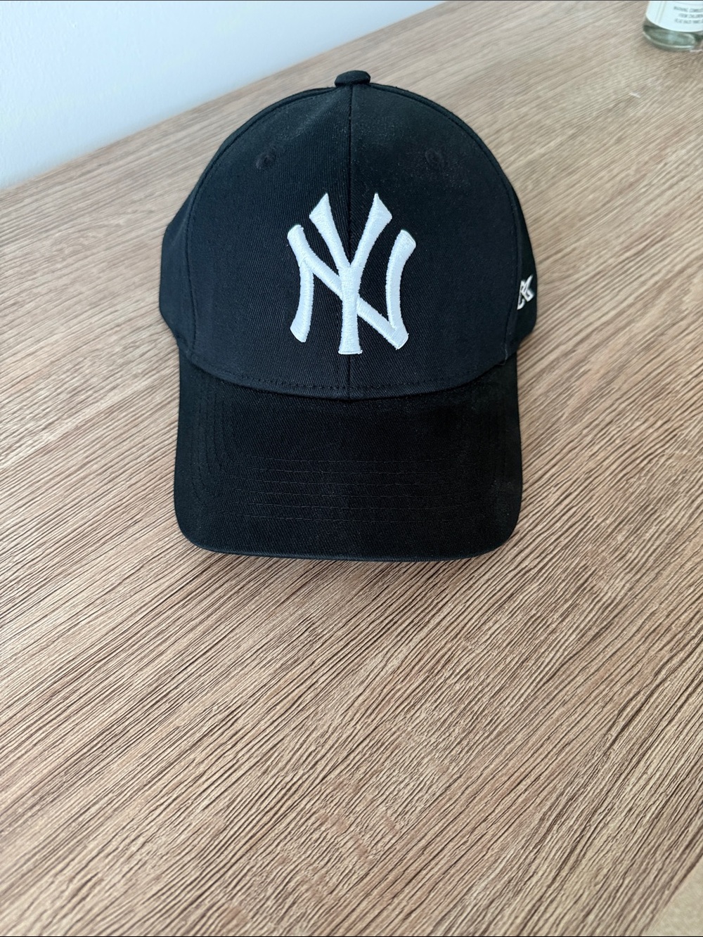 New York Yankees Black Baseball Cap with White Logo